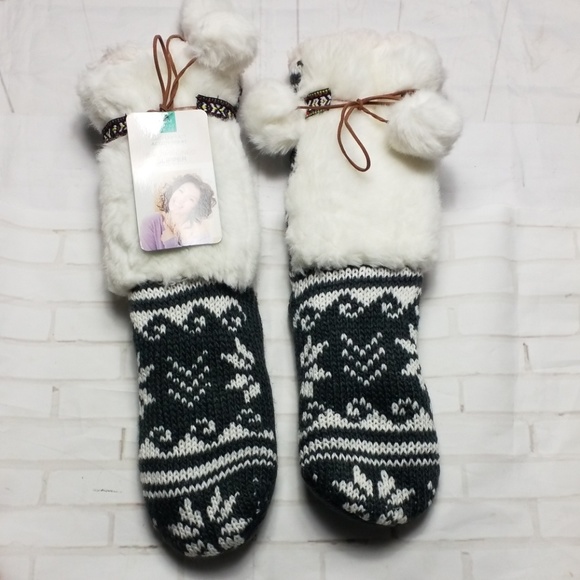 NWT SHERPA LINED SLIPPER SIZE L/XL  8-10 - Picture 1 of 3